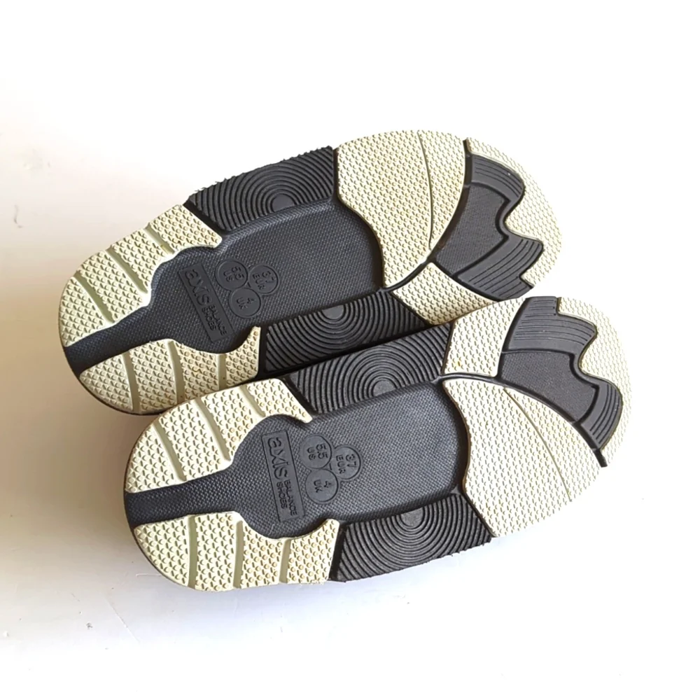 NWT Hammacher Schlemmer Clinically Proven Stabilized Walking Shoes Axis 5.5